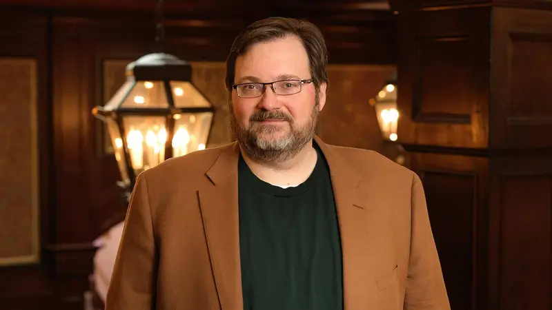 Brandon Sanderson's Best Books: A Comparison Of The Stormlight Archive — Movies & TV article thumbnail
